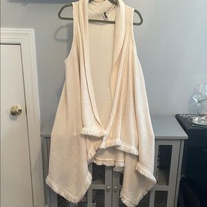 Apt 9 Cream Sleeveless Fringe Cardigan
